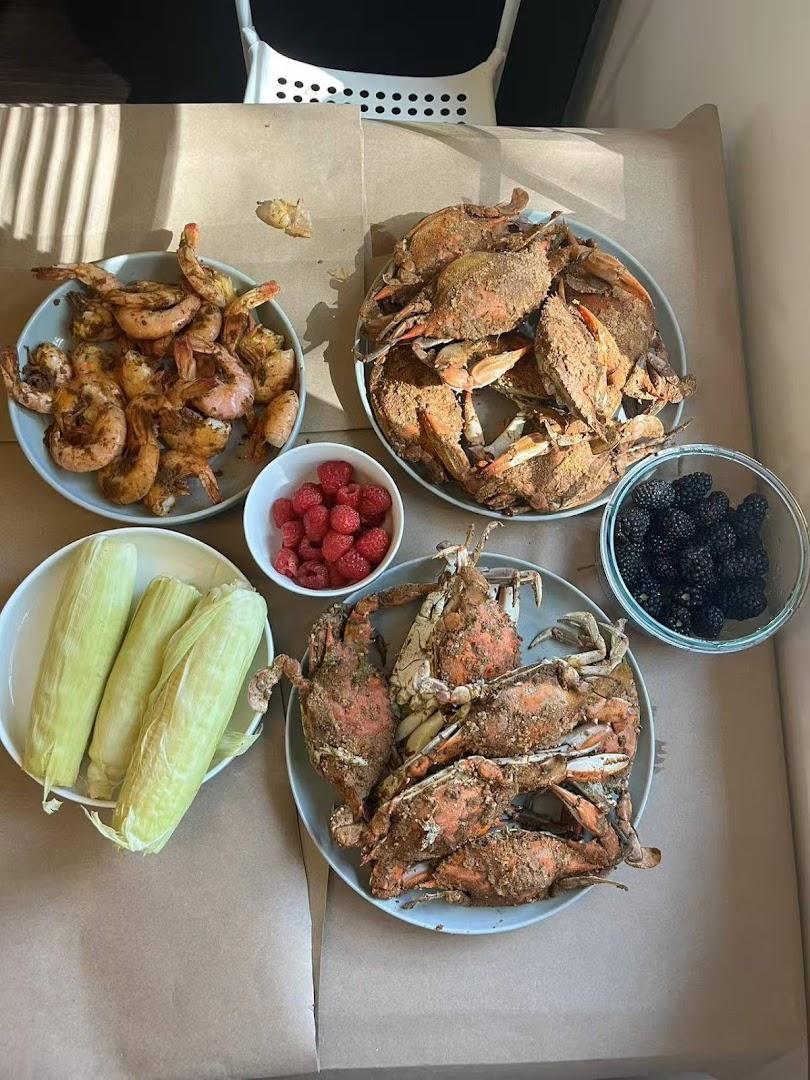 Crabs Out back Menu image 7